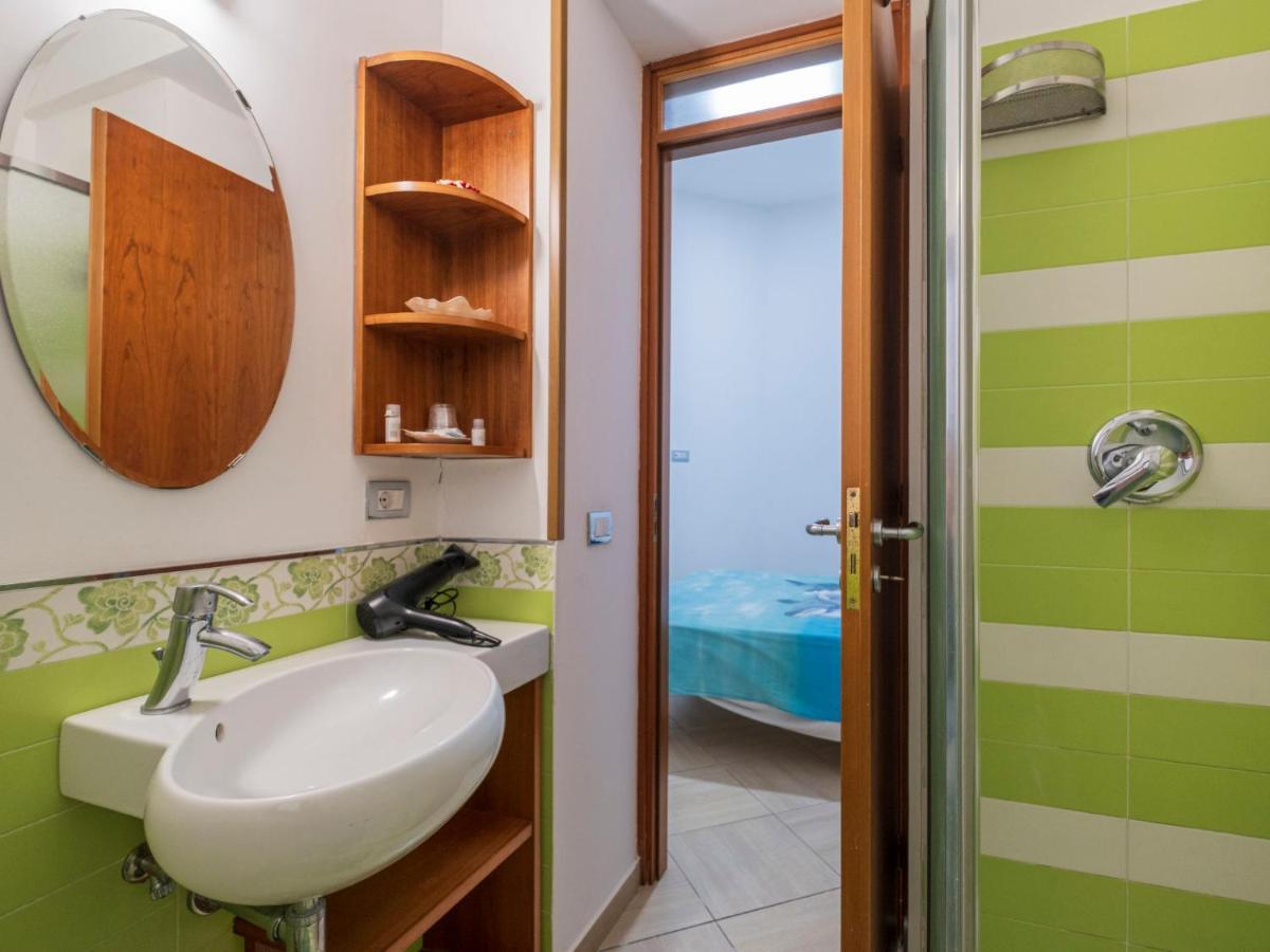 Shore By Interhome *